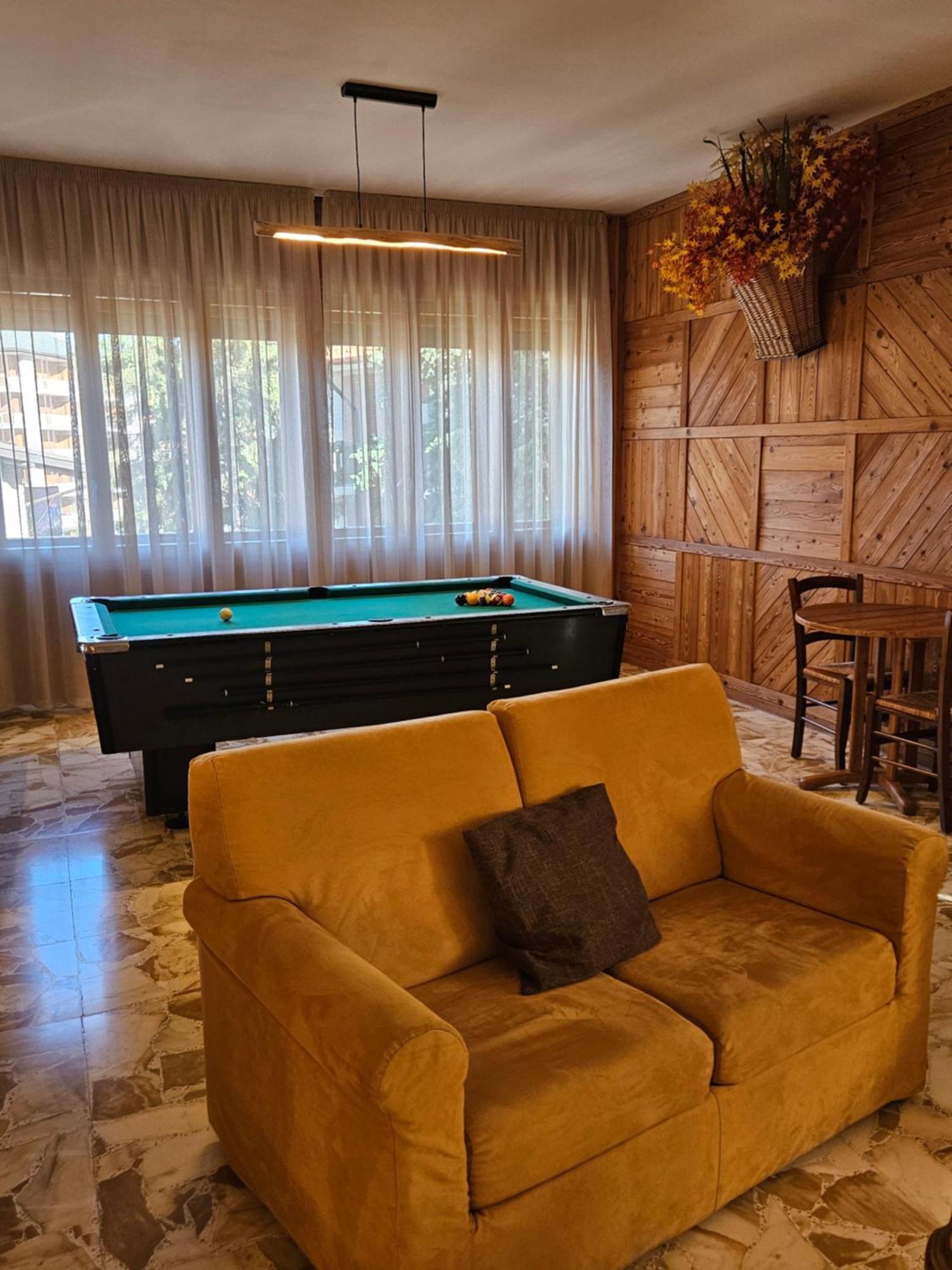 Hotel Holiday Debili Sauze D'Oulx Luaran gambar